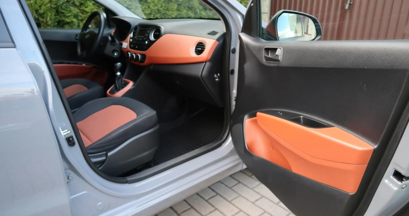 Hyundai i10 cena 29900 przebieg: 67300, rok produkcji 2014 z Białystok małe 529